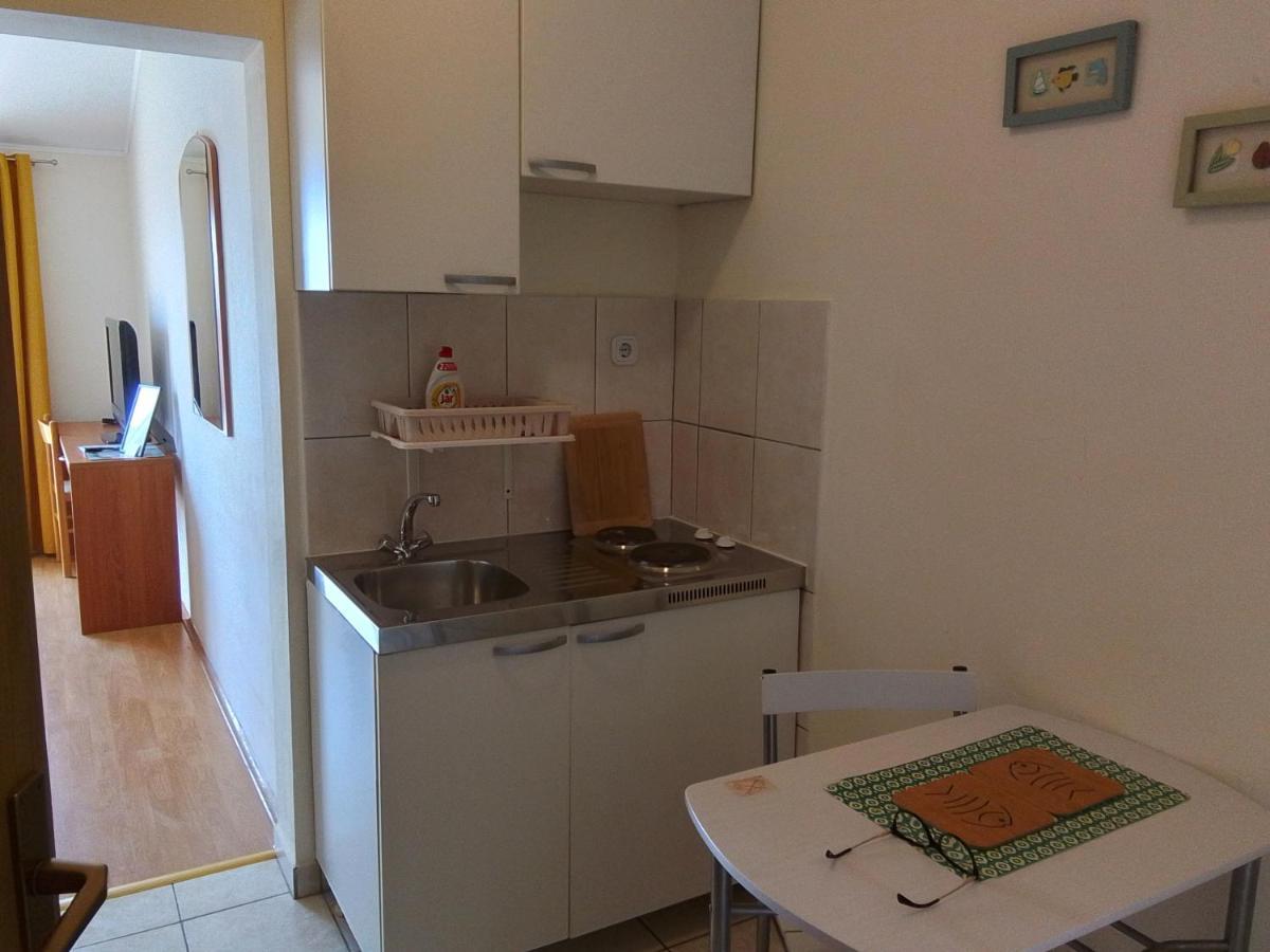 Apartmani Fani 2 min walking from sea Orebic Bagian luar foto
