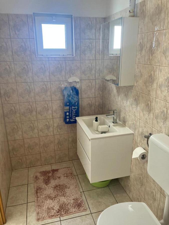 Apartmani Fani 2 min walking from sea Orebic Bagian luar foto