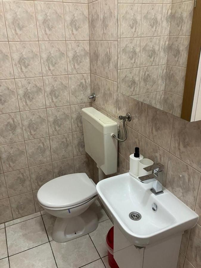 Apartmani Fani 2 min walking from sea Orebic Bagian luar foto