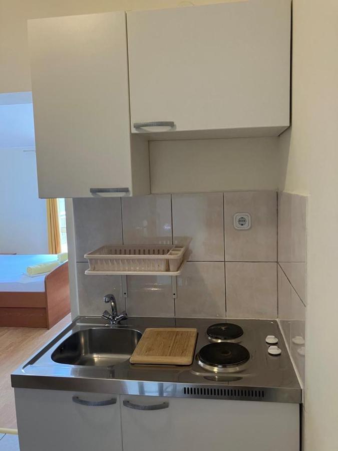 Apartmani Fani 2 min walking from sea Orebic Bagian luar foto