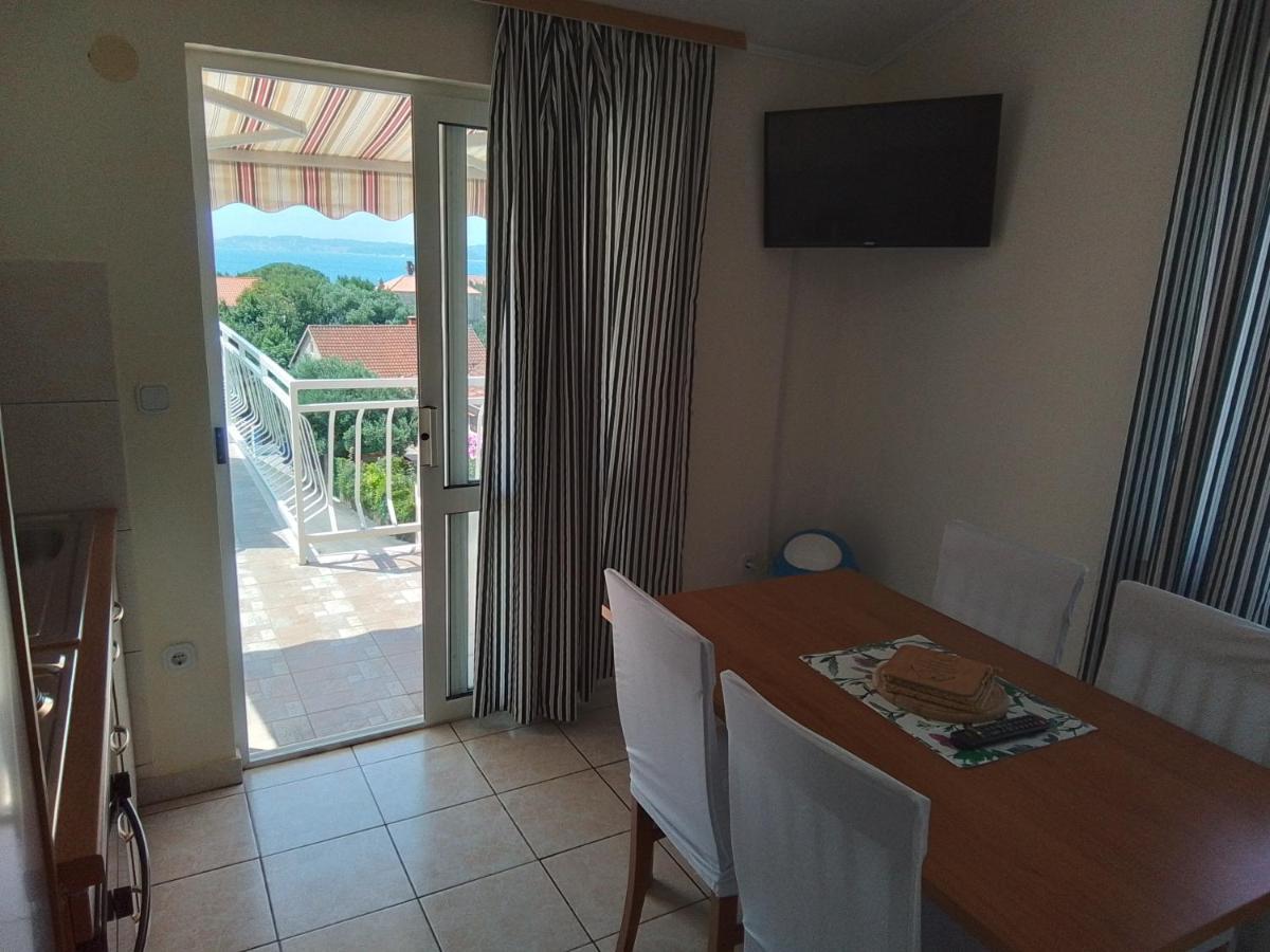 Apartmani Fani 2 min walking from sea Orebic Bagian luar foto
