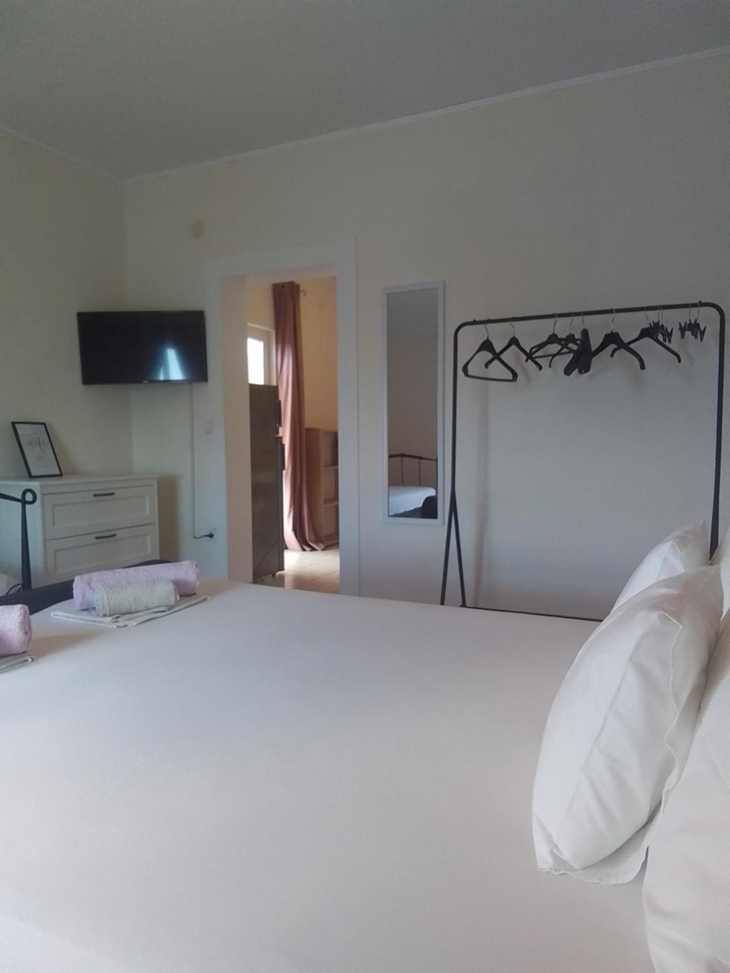 Apartmani Fani 2 min walking from sea Orebic Bagian luar foto