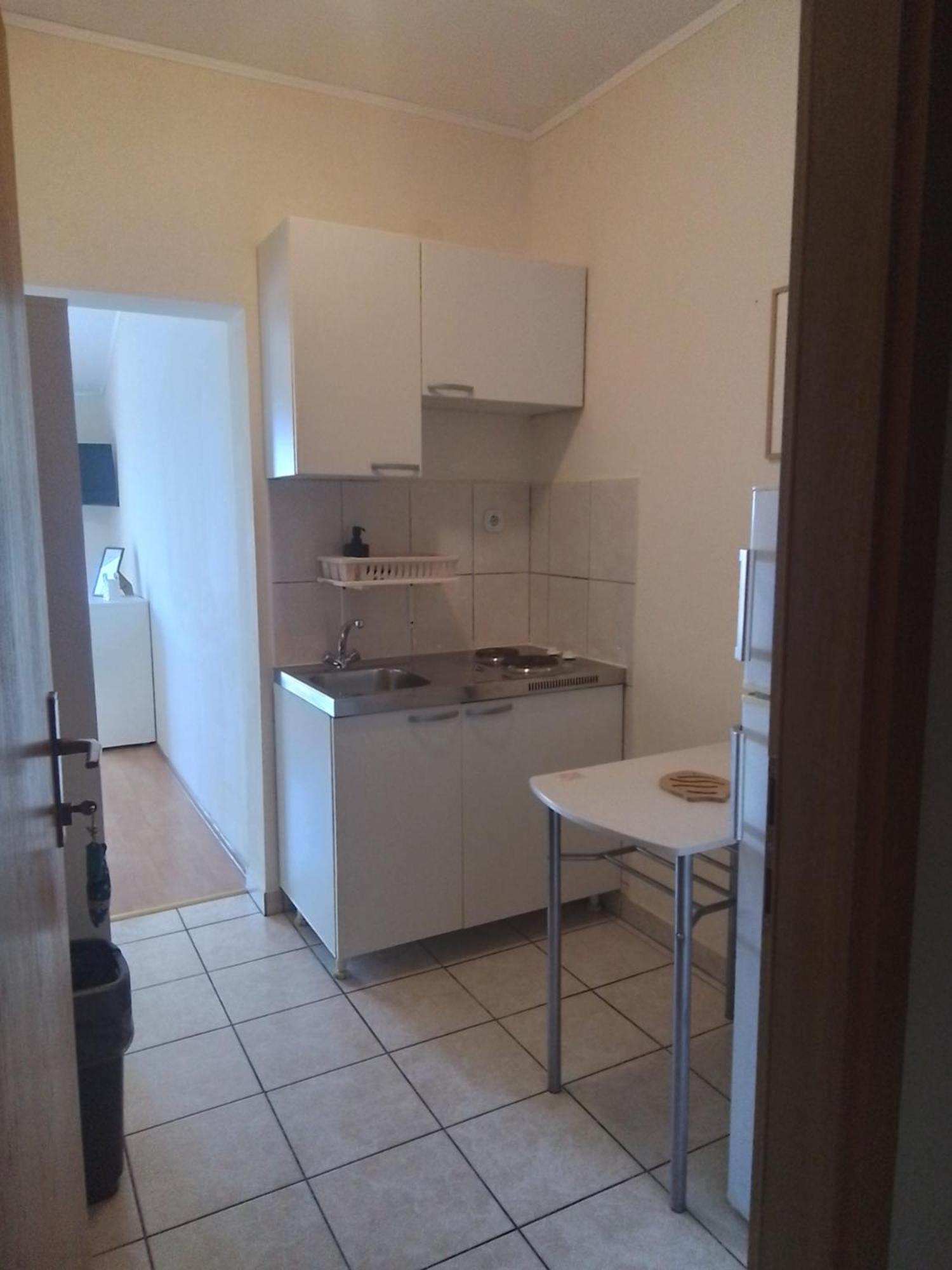 Apartmani Fani 2 min walking from sea Orebic Bagian luar foto
