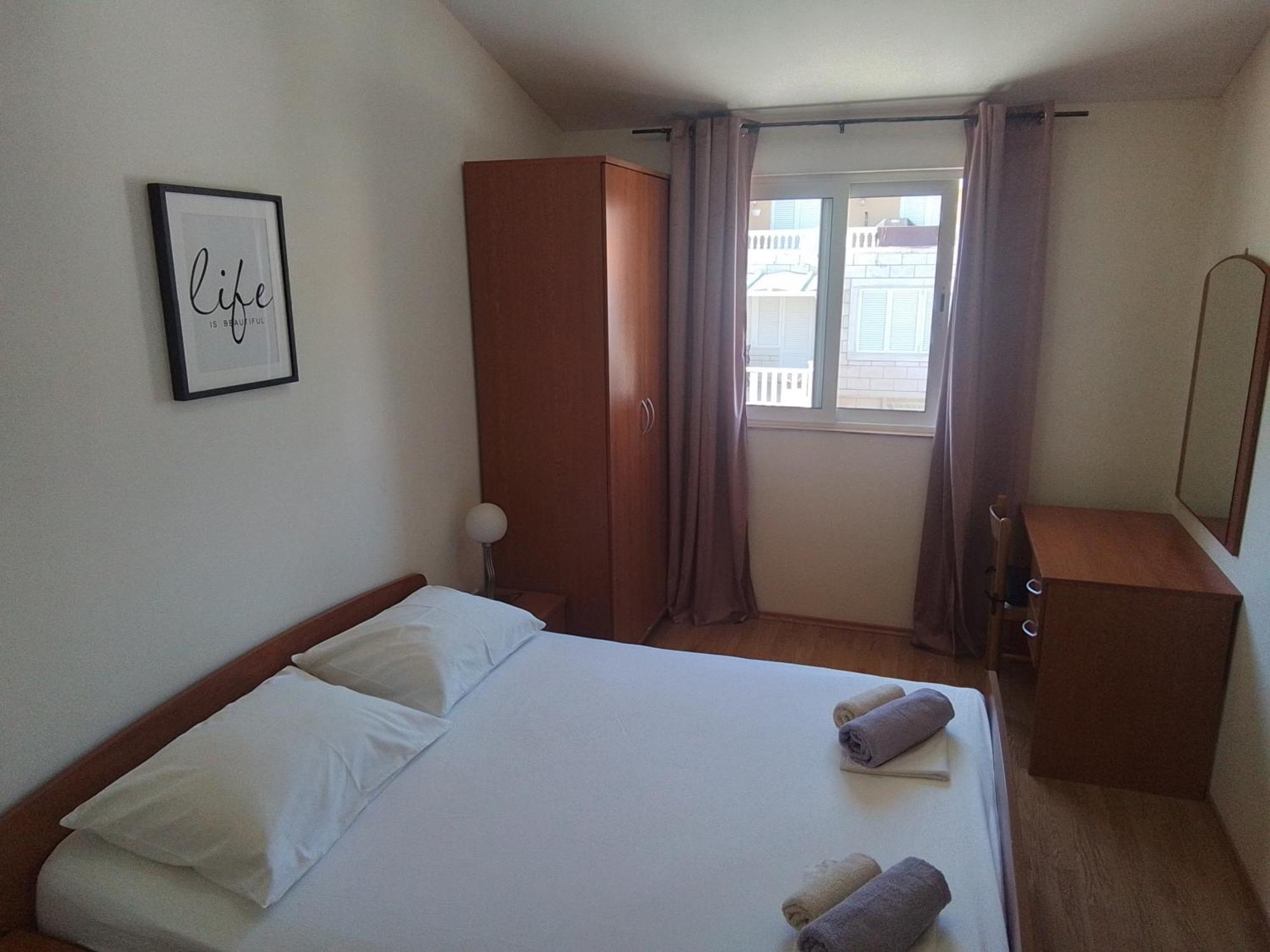 Apartmani Fani 2 min walking from sea Orebic Bagian luar foto