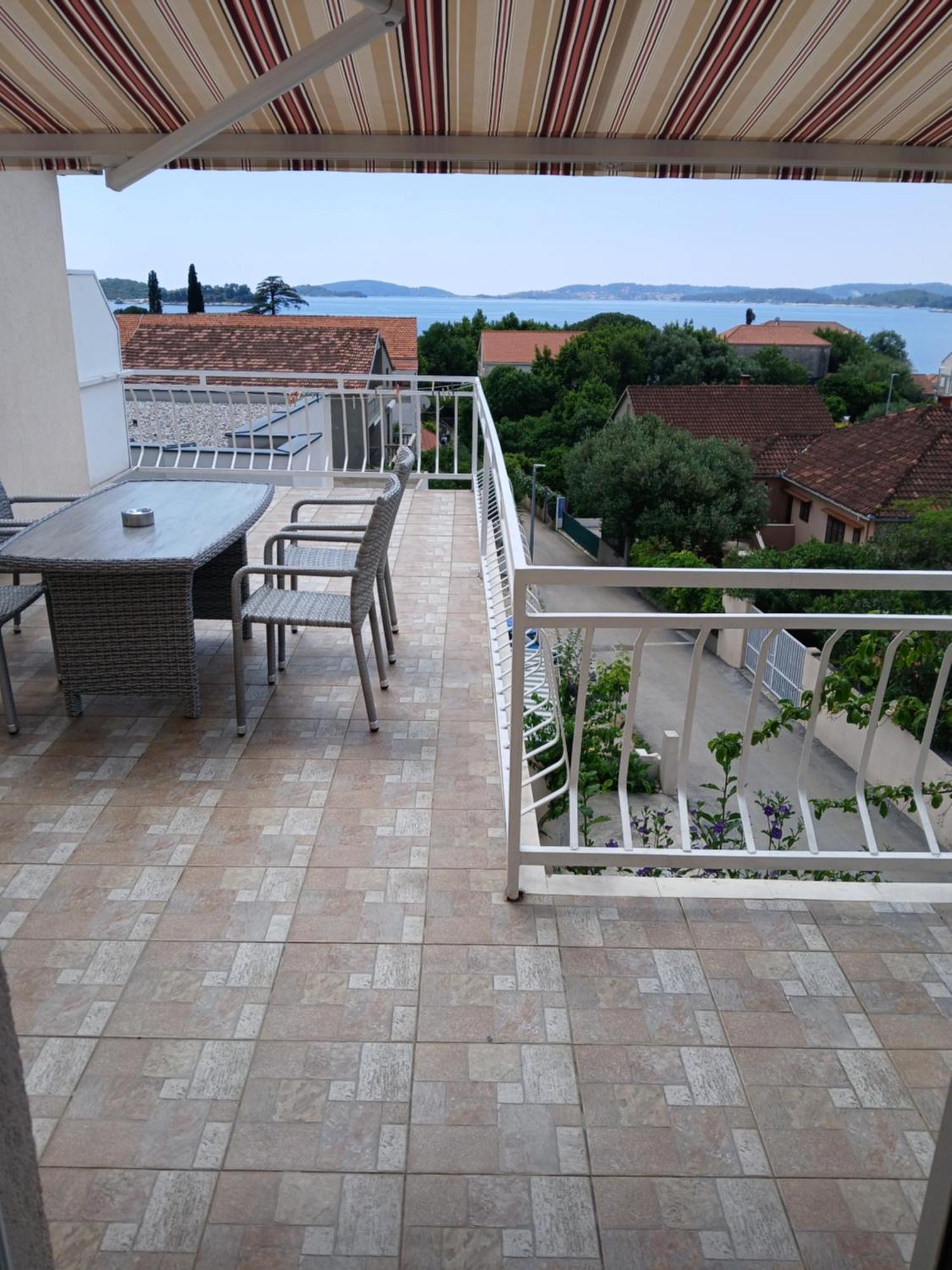 Apartmani Fani 2 min walking from sea Orebic Bagian luar foto